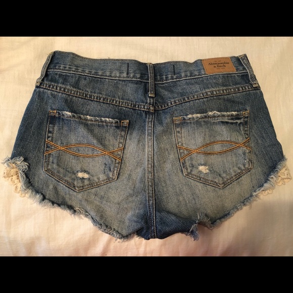 Abercrombie & Fitch shorts - Picture 3 of 3
